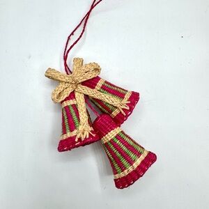 ❤️LAST CHANCE❤️ 2/$10🎄 ECUADOR vintage travel ornament woven straw bells